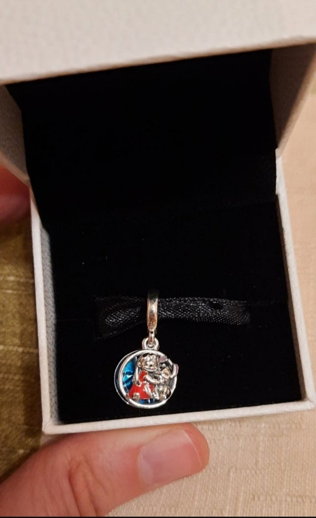 Colgante lilo y stitch5